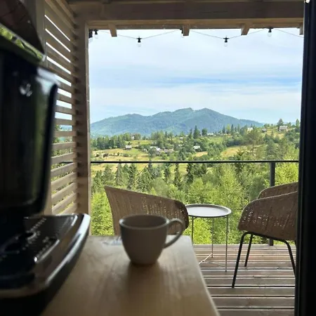 Samatha Echo з чаном Villa