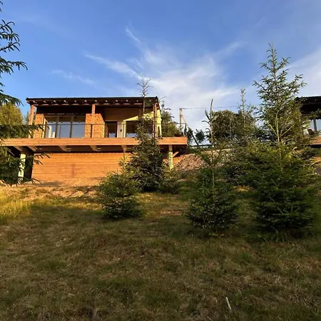 Samatha Echo з чаном Villa Slavske